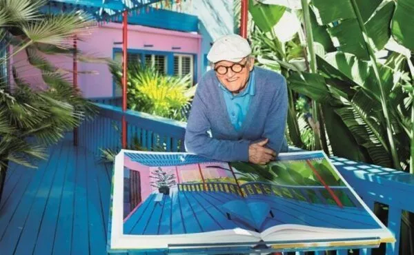 18715_david-hockney-kimdir-600x370-1.jpg