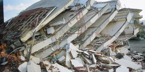 Deprem Anında Yapılması Gerekenler