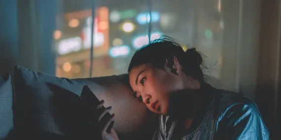 Âşık Olma Korkusu Olarak Bilinen Filofobi Nedir, Belirtileri Nelerdir?