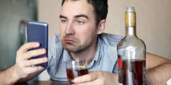 Akıllı Telefonların, Sarhoş Olup Olmadığınızı Tespit Edebildikleri Ortaya Çıktı