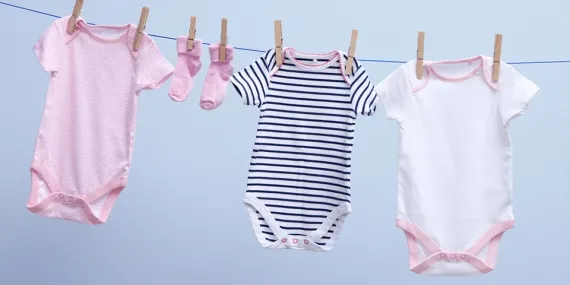 Bebek giysileri nasıl temizlenmeli?