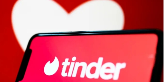 Elon Musk Twitter’ı Tinder’a dönüştürecek!