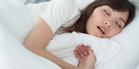 Geceleri ağzınız açık uyuyanlar aman dikkat!