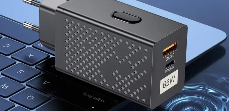 HTC’den çok portlu yeni 65W GaN şarj aygıtı