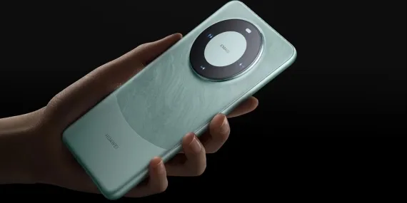 Huawei yüreklere su serpti! Hiçbir yere gitmiyoruz!