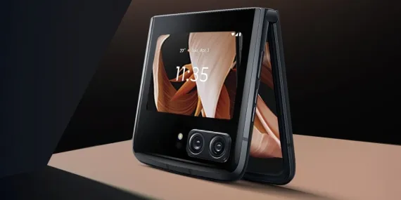 Motorola Moto Razr 2023 yeni renk varyantına kavuştu