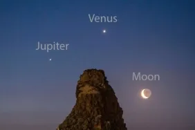 nasadan-al-duvar-kagidi-yap-dedirten-fotograf-ay-venus-ve-jupiter-birebir-karede-MJ5LQCcw.jpg