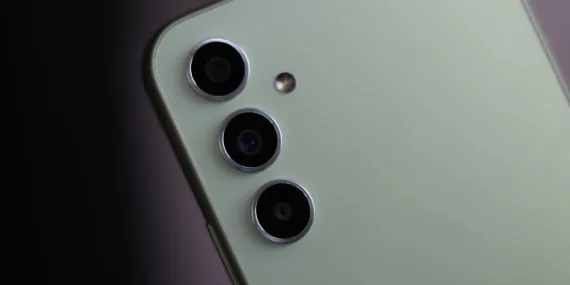 Samsung ve Huawei ortasında yeni bir rekabet başlıyor