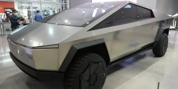 Tesla Cybertruck’ın Lego Üzere Dağıldığı Argüman Edildi: Kapılar Bile Düzgün Kapanmıyor!