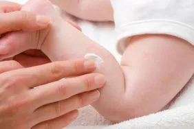 bebeklerin-cilt-bakimi-nasil-olmalidir-O1HhHSit.jpg