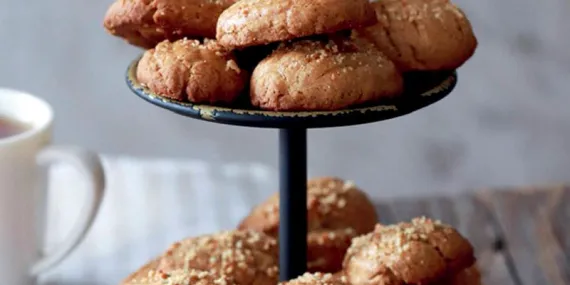 BADEMLİ VE TÜRK KAHVELİ KURABİYE