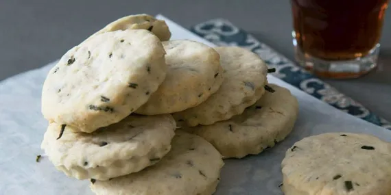 BİBERİYELİ TUZLU BİSKÜVİ