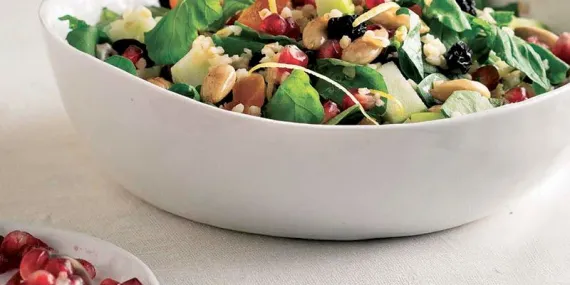 BULGURLU ISPANAK SALATASI