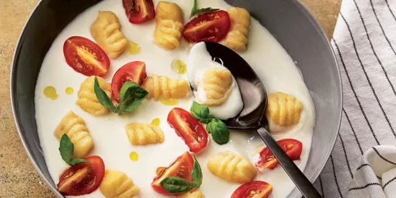 Burrata peynirli gnocchi