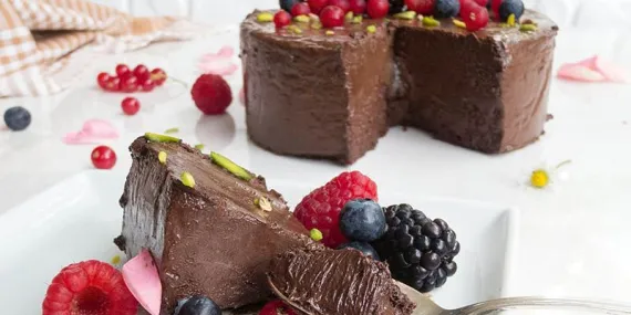 Çikolatalı markiz (Yoğun çikolatalı donuk pasta)