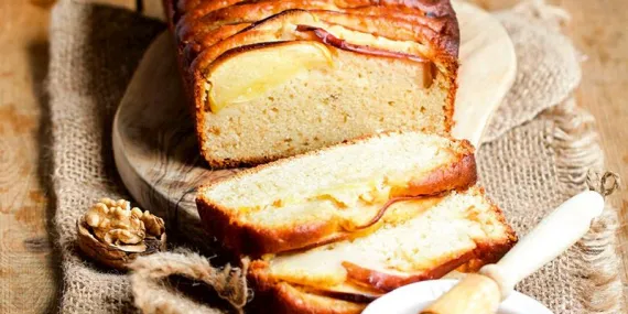 Çökelekli ve elmalı kek