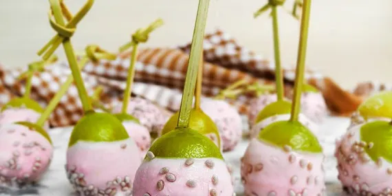 Dondurulmuş üzümler