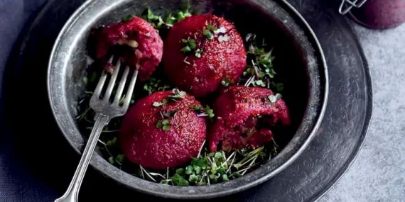 HAŞLAMA ETSİZ VE PANCARLI İÇLİ KÖFTE