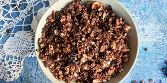 Karabuğday granola