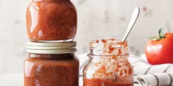 KIRMIZI BİBERLİ CEVİZLİ SOS