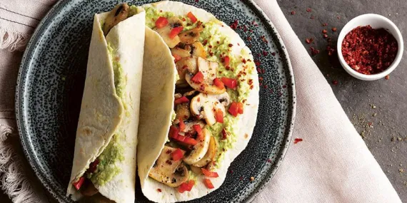 Mantarlı ve avokado kremli dürüm