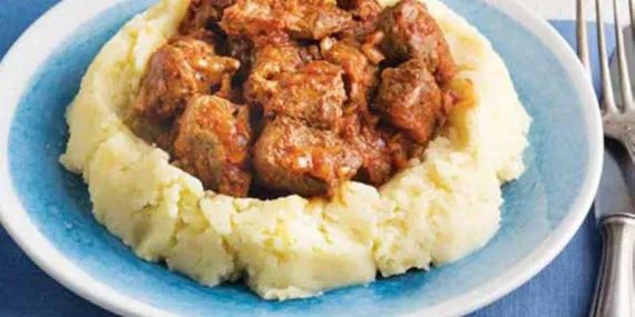 PATATES PÜRELİ TAS KEBABI