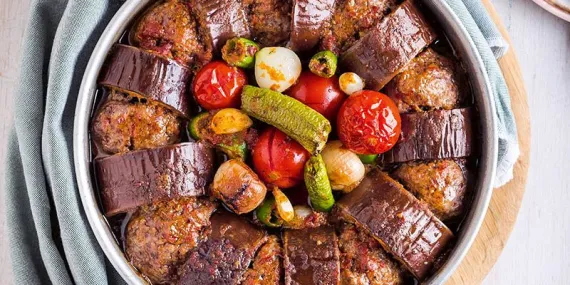 Pesto soslu fırında patlıcan kebap