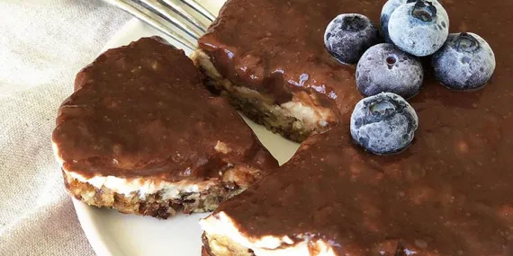 Pişmeyen, rafine şekersiz, glütensiz cheesecake