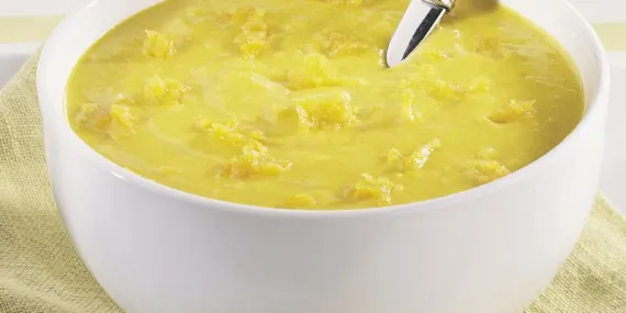 SAFRANLI BALKABAĞI ÇORBASI