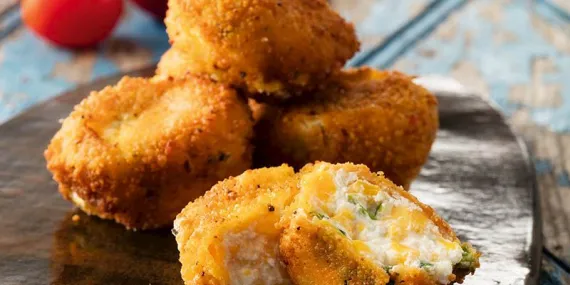 Tarhanalı peynir topları