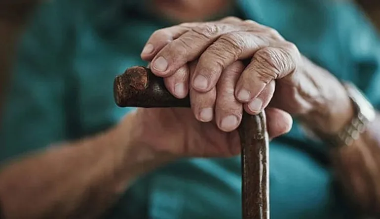 Tek Bir Geni Baskılamak İnsan Ömrünü Yıllarca Uzatabilir!