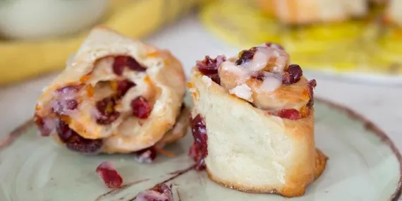 TURNA YEMİŞLİ TATLI EKMEK