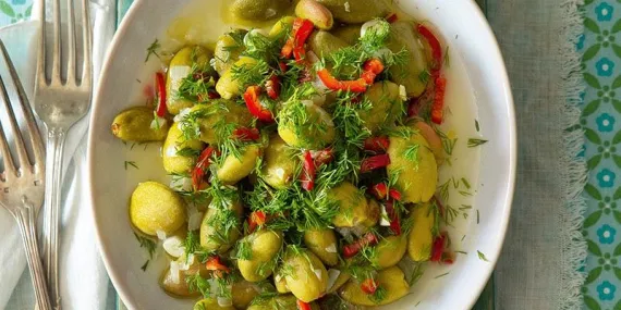 Zeytinyağlı çağla badem yemeği