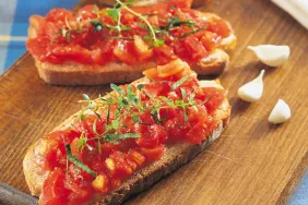 bruschetta-lelHTf8G.jpg