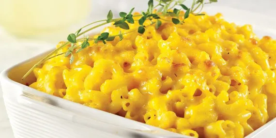 Cheddar peynirli fırın makarna