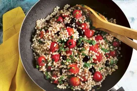 domatesli-ve-zeytinli-kuskus-da8pK4B7.jpg