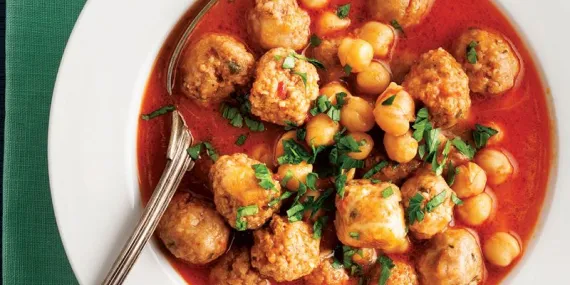 Etli topalak çorbası (KONYA)