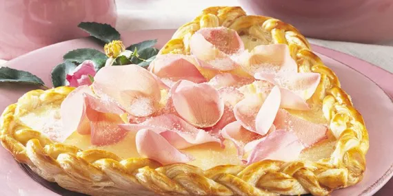 Gül yapraklı milföy