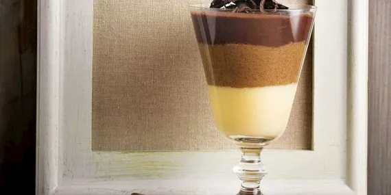 Kahveli bardak tatlısı