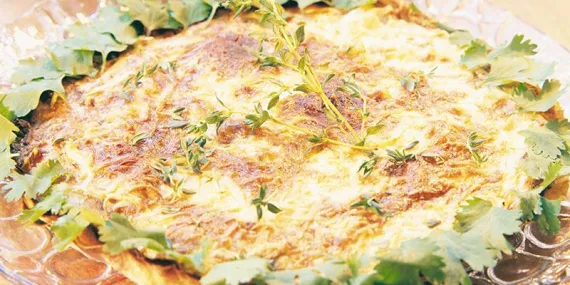 Lor peynirli ve mantarlı yufka pay