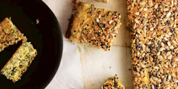 Mısır unlu ısırgan otu keki