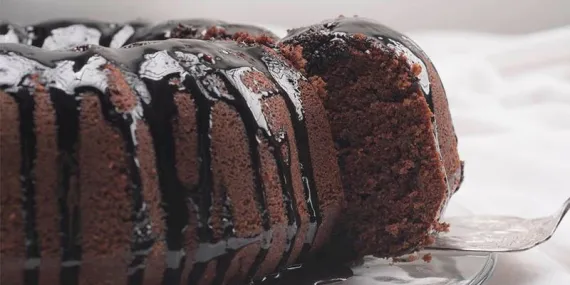 Yoğurtlu Kakaolu Kek